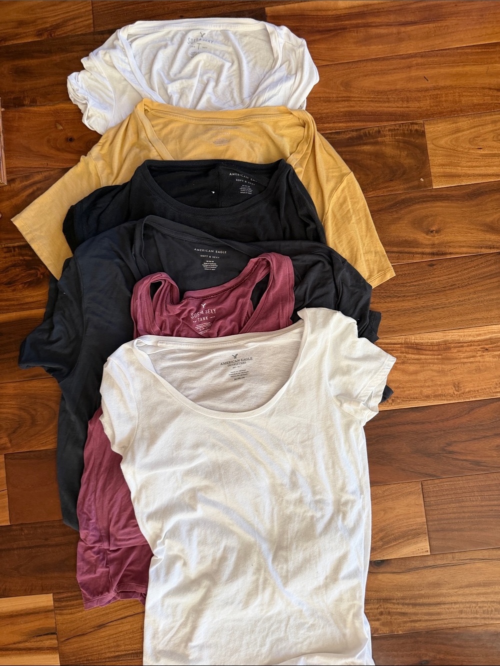 6 American Eagle Outfitters Women’s Tees/Tanks
